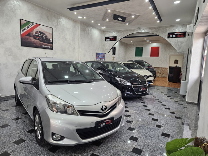 dealer showroom